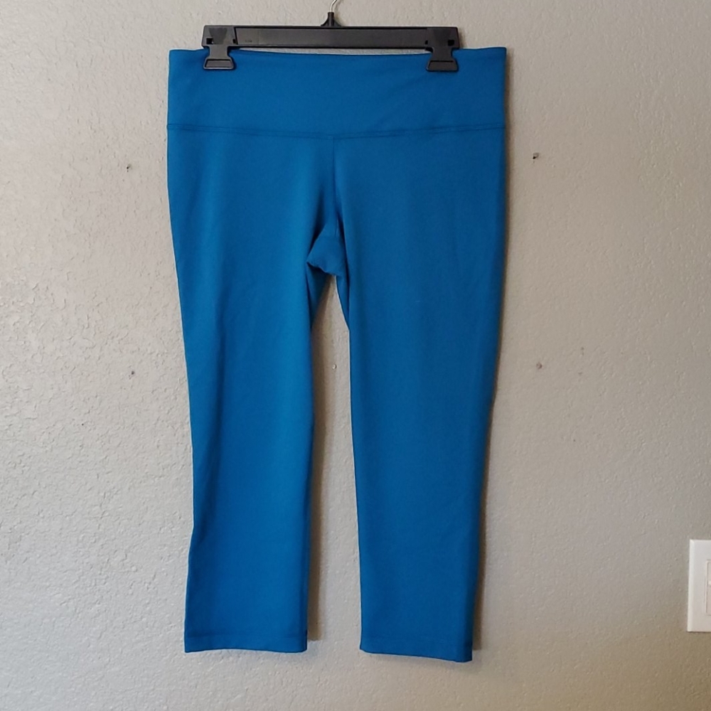 Columbia Yoga Capris Medium/Inseam 21